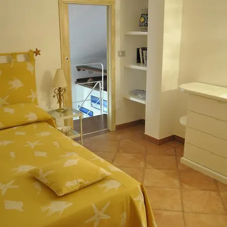 Mare E Limoni Holiday home *
