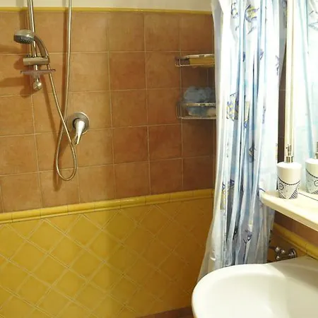 Holiday home Mare E Limoni *