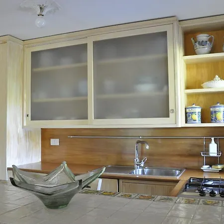 Mare E Limoni Holiday home *